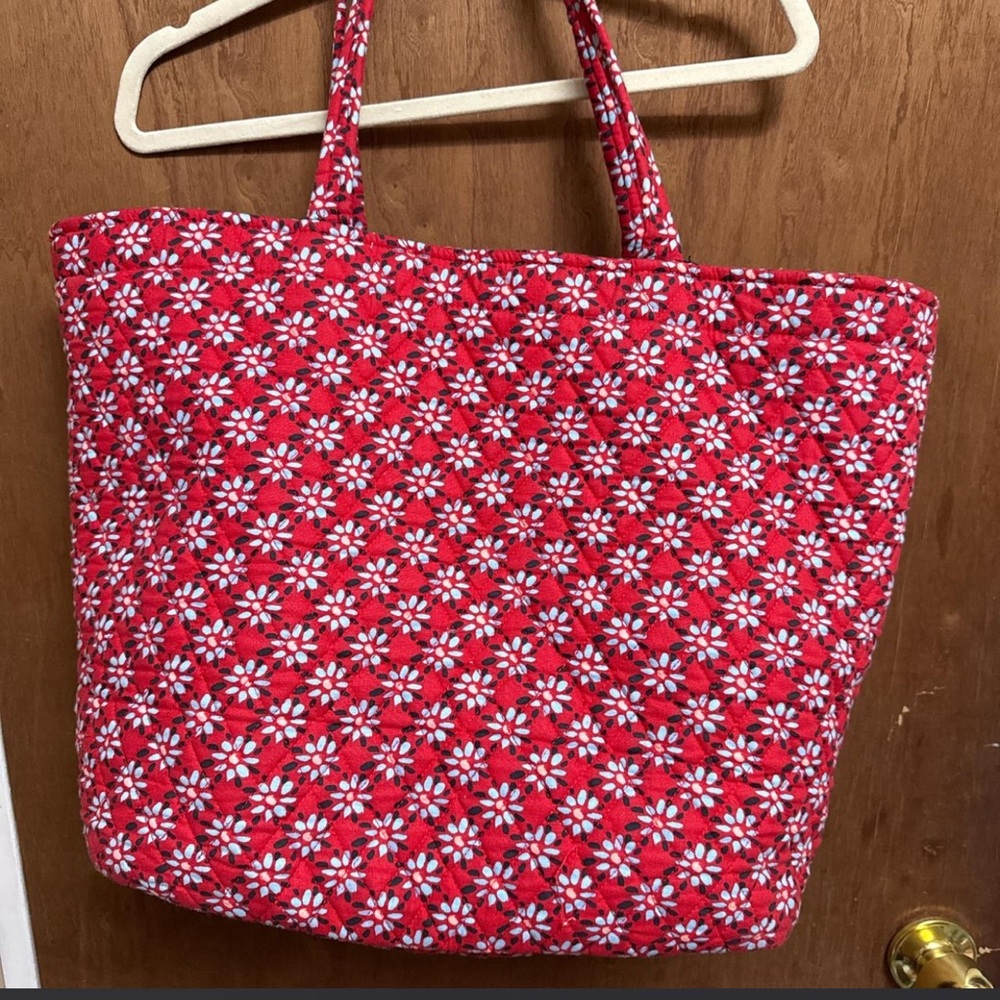 Red Floral Quilted Tote Bag - Women